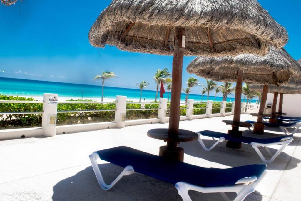 Villas Marlin 108, A Pie De Playa, Albercas, Jacuzi, Ubicacion Inmejorable Cancún Esterno foto