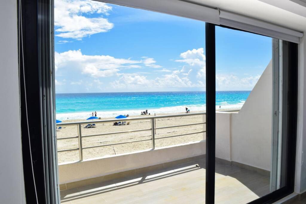 Villas Marlin 108, A Pie De Playa, Albercas, Jacuzi, Ubicacion Inmejorable Cancún Esterno foto