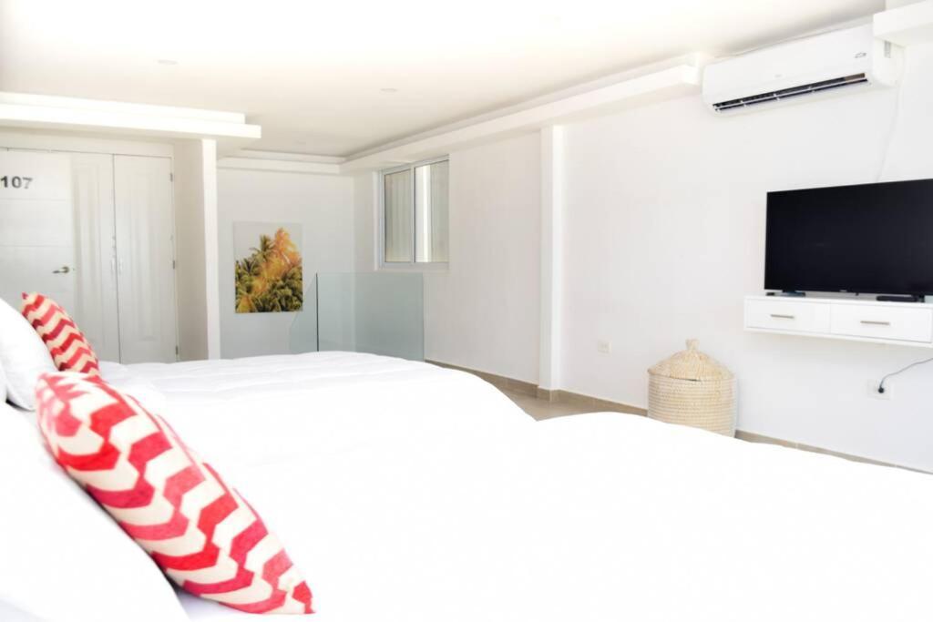 Villas Marlin 108, A Pie De Playa, Albercas, Jacuzi, Ubicacion Inmejorable Cancún Esterno foto