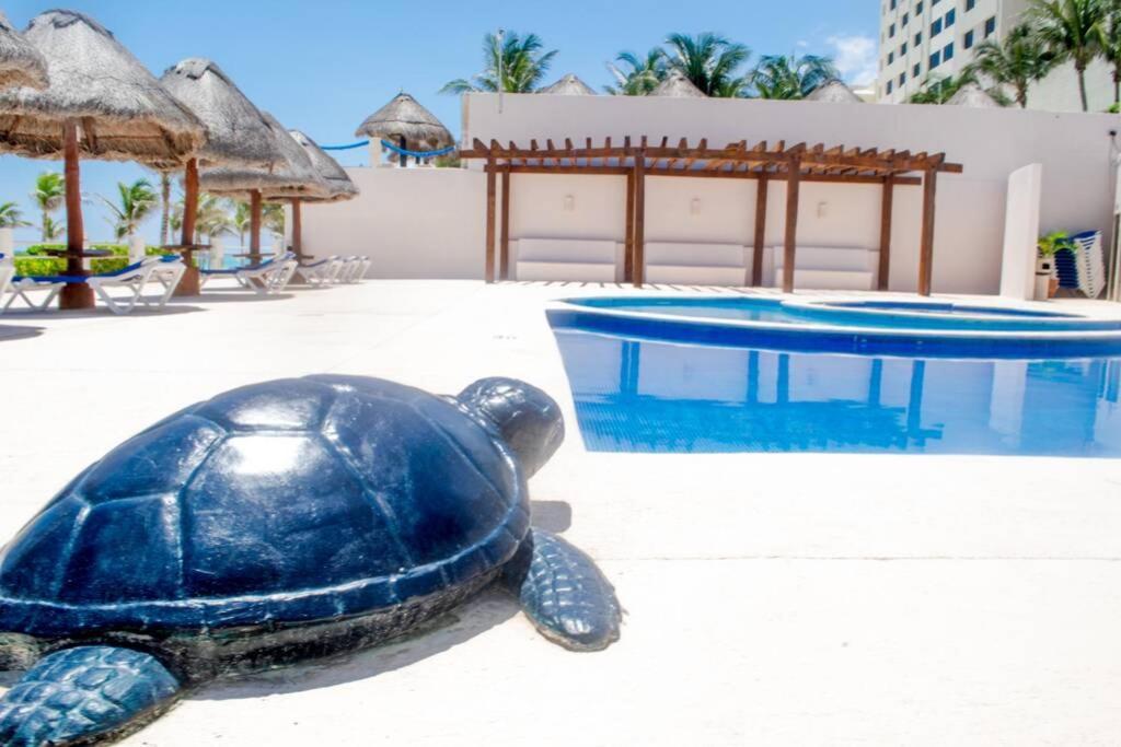 Villas Marlin 108, A Pie De Playa, Albercas, Jacuzi, Ubicacion Inmejorable Cancún Esterno foto